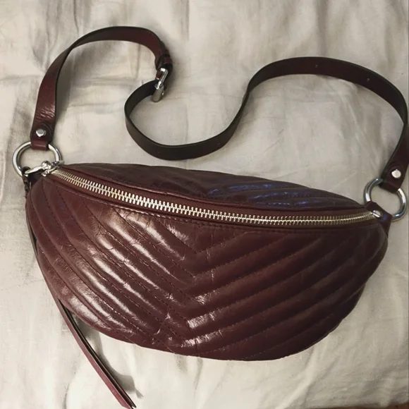 NWOT Rebecca Minkoff Edie Large Leather Sling Bag - Picture 1 of 6